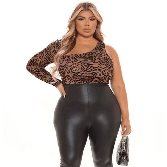 Fashion Nova Women's Plus Size Caught Between You Mesh Bodysuit 3X NWT - Picture 2 of 9